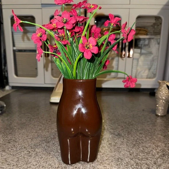 Brown Ceramic Woman’s Body Vase - Picture 2 of 4